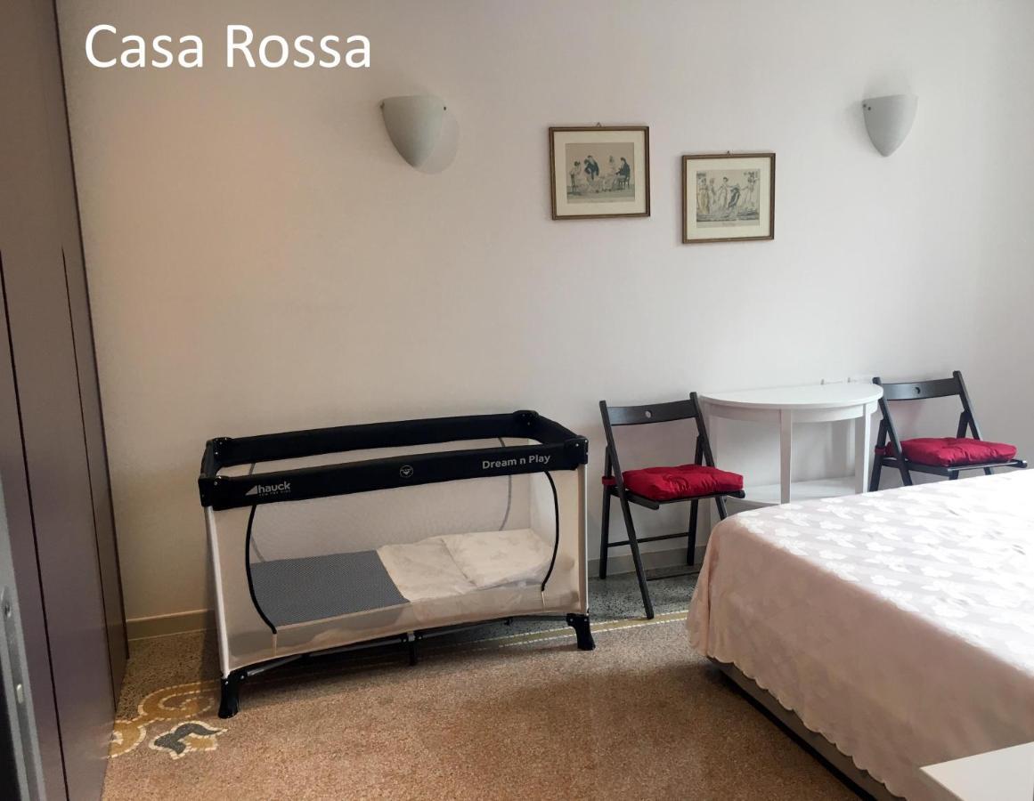 Case Rossa E Blu Villanova d'Albenga Luaran gambar